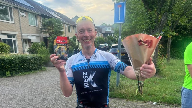 Willem Huijben na zijn zelf georganiseerde triathlon