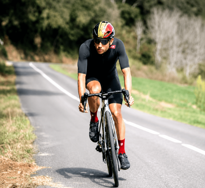 Jelle Geens op de fiets Triathlon Inside foto