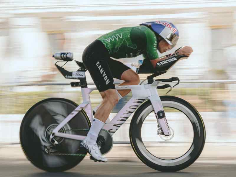 Hayden Wilde wereldkampioen IRONMAN 70.3 Nice
