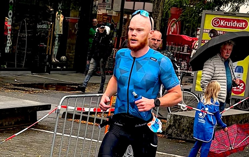 Ruben Slot wint de kwarttriatlon Vroomshoop