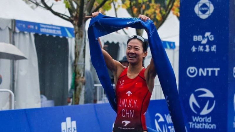 Xinyu Lin wint bij World Triathlon Cup Bejing. Foto: World Triathlon